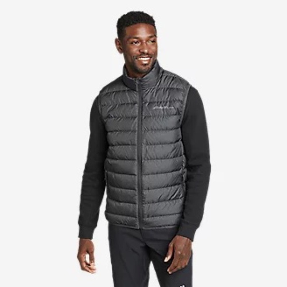 Brand new never worn Eddie Bauer 650 best - men’s small navy.